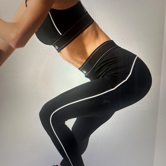 NWOT ALO AIRLIFT HIGH-WAIST SUIT UP LEGGINGS - Picture 9 of 13